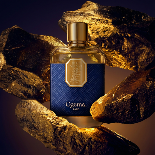 BLUE VELVET — A Niche Perfume Wrapped in Midnight Elegance